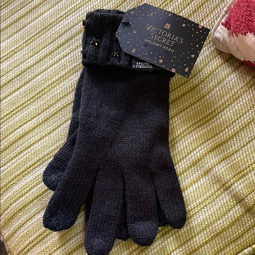 Victoria's Secret Black Winter Gloves